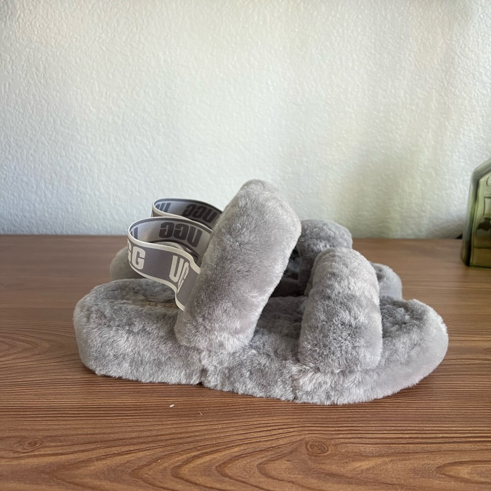 Ugg oh yeah gray slippers